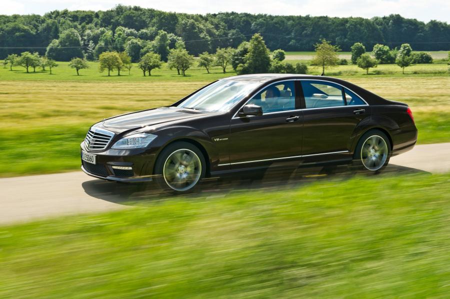  Mercedes-Benz S63 AMG 2011 года  (фото 16 из 23)